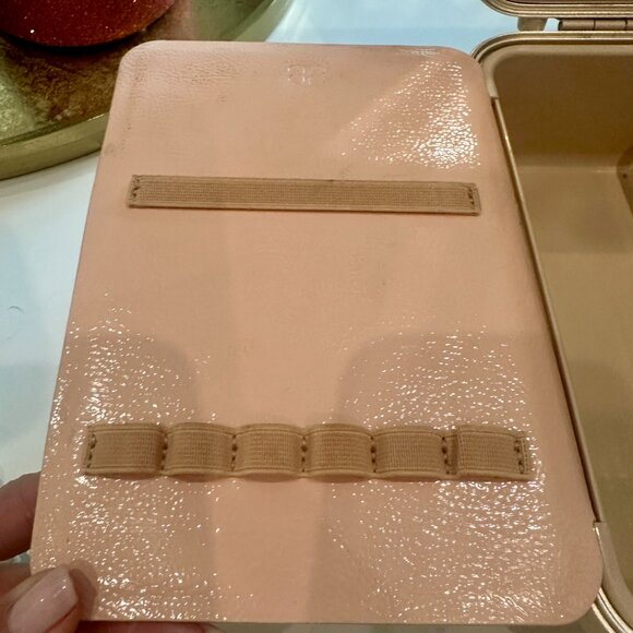 Beautifect Box Nude ...Like NEW, used once.  Gorgeous light pink color - Picture 9 of 10